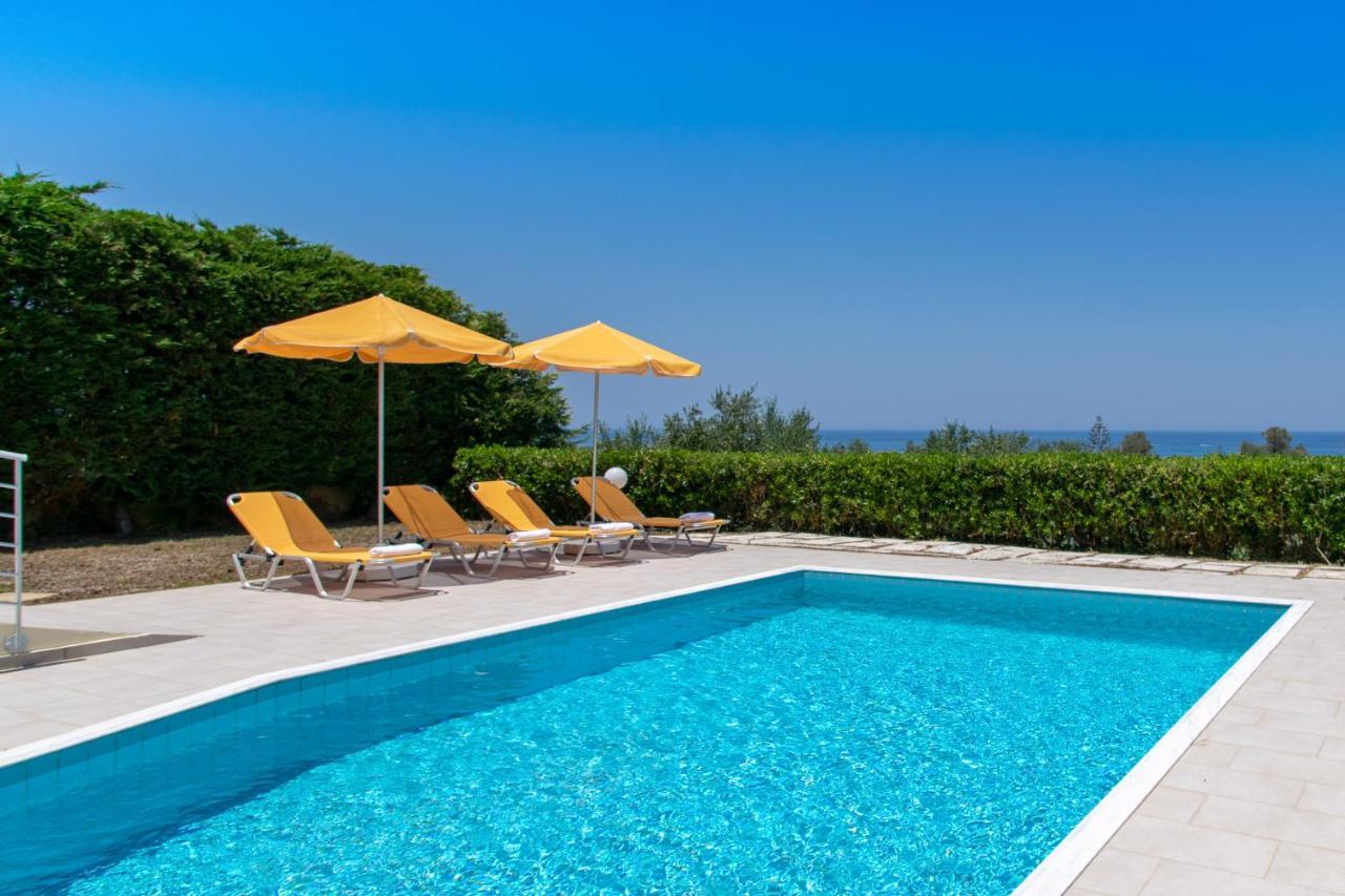 Yanni'S Villas Adelianos Kampos Ngoại thất bức ảnh